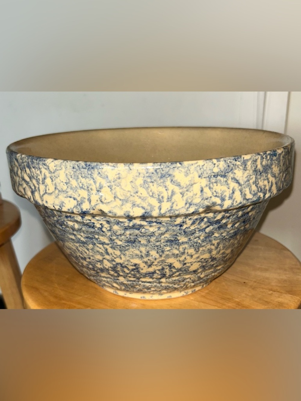ROBINSON RANSBOTTOM Roseville Large 3 Quart Blue Spongeware Mixing Bowl 305-10
